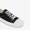 Edge canvas trainers