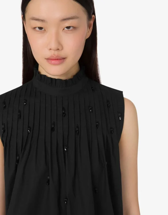 Embroidered cotton poplin top