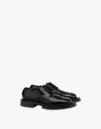Shiny calfskin derby
